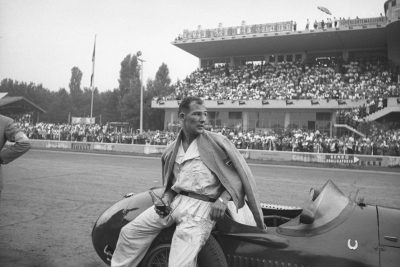 stirling-moss-pushed-his-car-across-the-line-for-10th-italian-grand-prix-september-5-1954