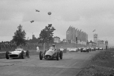 Motorsport : ประวัติศึกฟอร์มูล่า-วันยุคใหม่ช่วงแรกปีที่ 5 ค.ศ. 1954 (ตอนที่ 5) เมอเซเดสโค่นบัลลังก์แชมป์เฟอรารี่ สมัยที่ 5 ของศึกฟอร์มูล่า-วัน ปีค.ศ. 1954