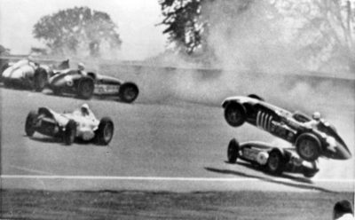 Motorsport : ประวัติศาสตร์ฟอร์มูล่า-วันยุคใหม่ ปีค.ศ. 1958 (ตอนที่ 9) ไมค์ ฮอว์ธอร์นหยุดสถิติแชมป์ของฮวน มานูเอล ฟังจิโอไว้ที่ 5 สมัย (ภาค 1)