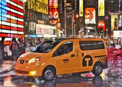 NISSAN NV200 TAXI-แท็กซี่แห่งนิวยอร์คอย่างเป็นทางการออกแบบสำหรับสาธารณะปลอดภัยสูง, สะดวกสบายและเอื้อประโยชน์ต่อการใช้งาน