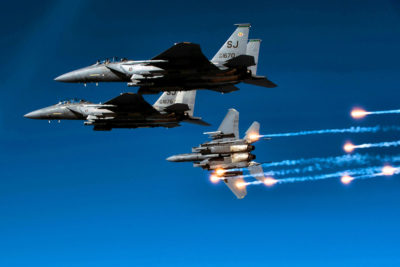 F-15 E Strike Eagle-เครื่องบินโจมตีทางยุทธวิธีพิสัยไกลรุ่นสุดท้ายของสายพันธ์ Eagle ความเร็วสูงสุด 2.5 มัค