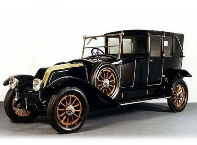 1922 RENAULT Model 40 Type NN-รถยนต์ออกแบบสำหรับการขับขี่ในเมือง ห้องโดยกว้างขวางสุดหรูตกแต่งลายไม้และหนังแท้