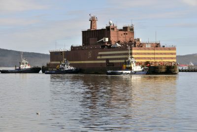 Floating nuclear power unit Lomonosov has arrived in Murmansk to be loaded with fuel