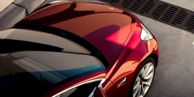 Tesla investigates Model 3 braking inconsistencies