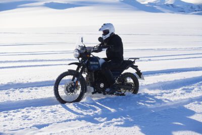 รอยัล เอ็นฟีลด์ ประสบความสำเร็จในการพิชิตขั้วโลกใต้ด้วยรถจักรยานยนต์ เฉลิมฉลองครบรอบ 120 ปีของจิตวิญญาณของการขับขี่ที่แท้จริง