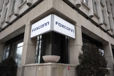 เริ่มแล้ว ปตท. จับมือ Foxconn ทำพิธีเร่มการก่อสร้างโรงงานผลิตรถยนต์ไฟฟ้ามูลค่า 3.7 หมื่นล้าน ผลิตเฟสแรก 50,000 คันต่อปี