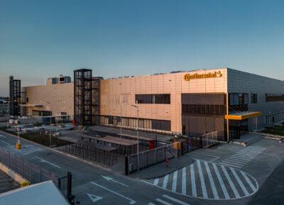 High-Tech Mega Factory For Display Solutions: Continental Takes Manufacturing To a New Level