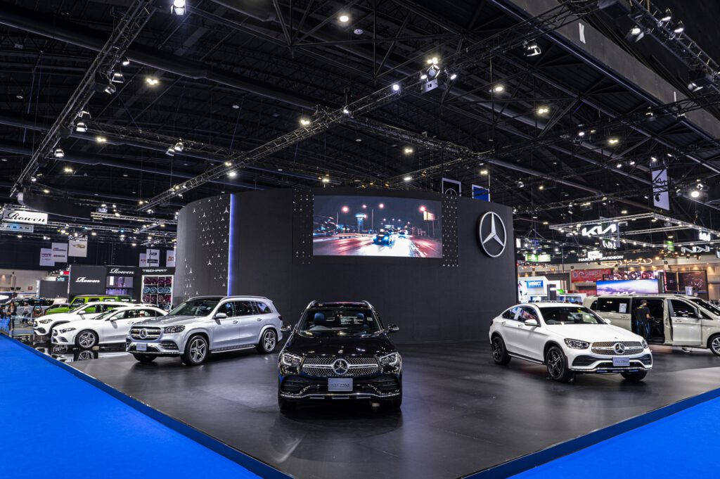 Mercedes-Benz unveils its new motto “Ambition to Lead” bringing a selection of luxurious models to booth A19 at the 44th Bangkok International Motor Show